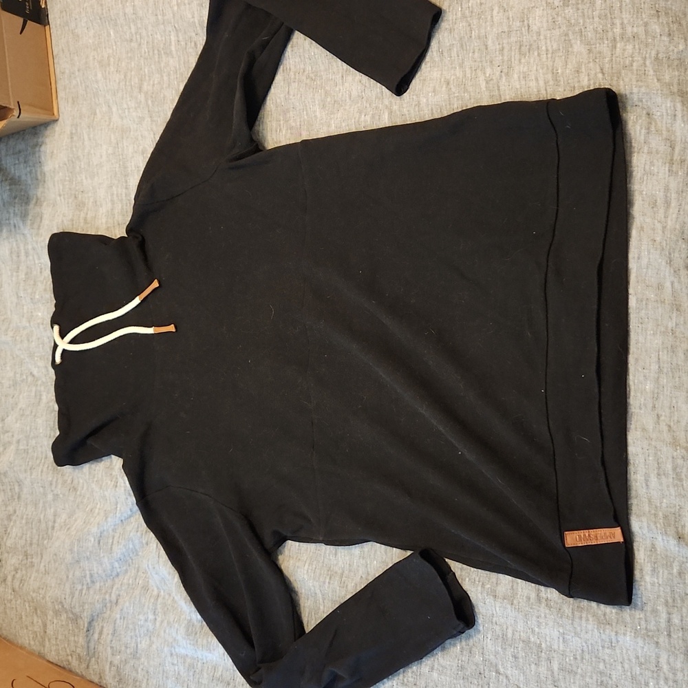 Ampersand Avenue cowl neck sweatshirt black XL